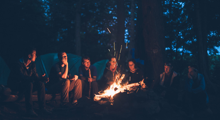 Portable Camping Kitchen Rental: How to Cook for Groups in the Bush
